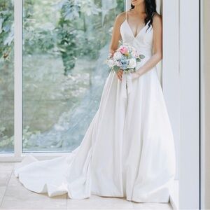 Allure Bridals V-Neck A-Line Wedding Dress Bridal Gown